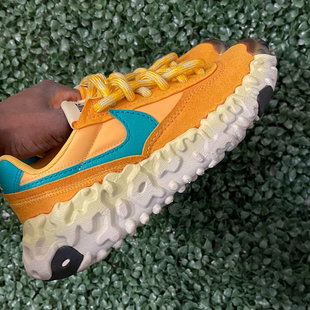 Nike OverBreak SP Size M 4.5/ W 6